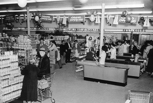 DeMoulas Market in the 1940's