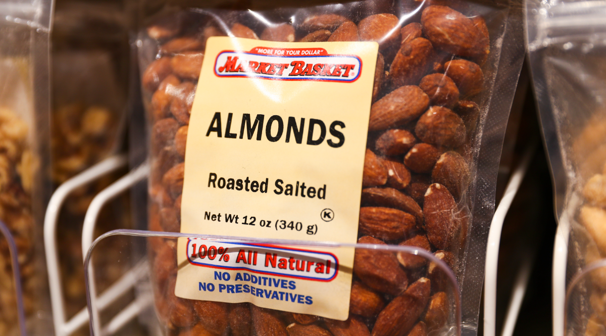 Market Basket Almonds Salted & Roasted
