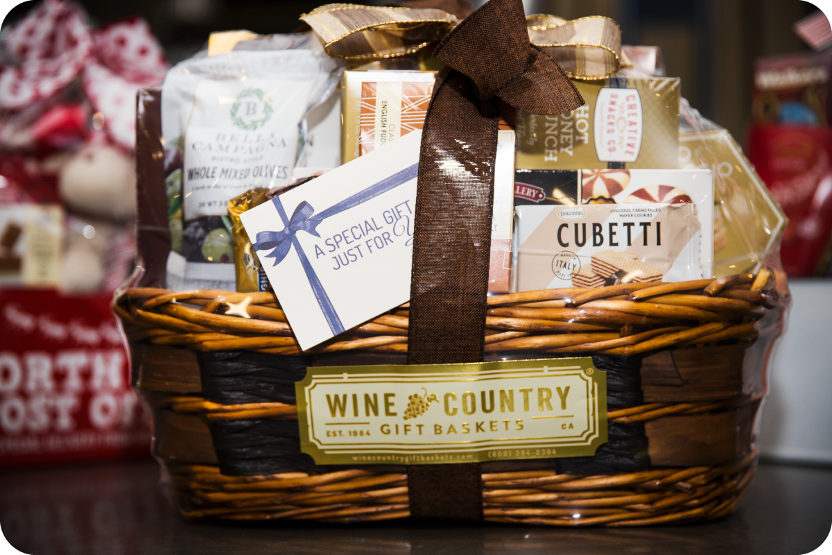 Holiday Delight Wicker Gift Basket