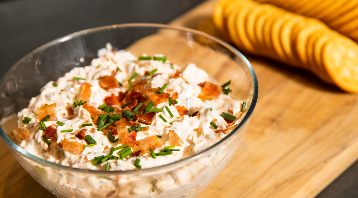 Loaded Baked Potato Dip 1