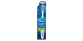 Oral B Cross Action Toothbrush
