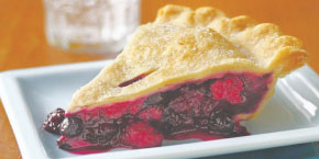triple berry pie