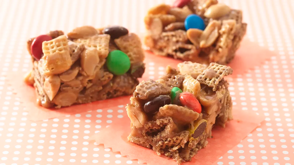 Peanut and Chocolate Chex Bars