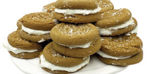 gingerbread cookies sandwich